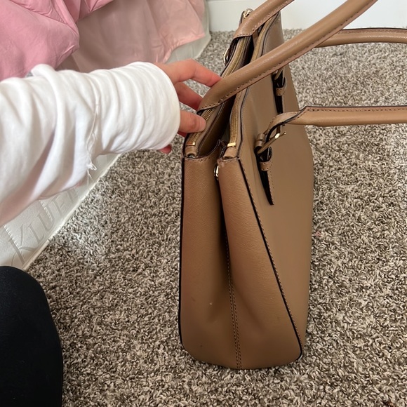 Authentic Kate Spade Tan Bag - Picture 4 of 9